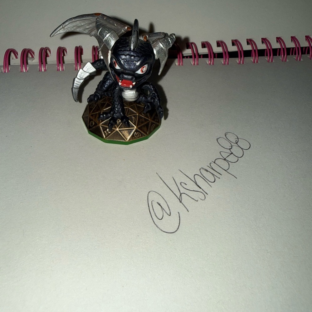Skylanders Spyros Adventure Dark Spyro LP Figure